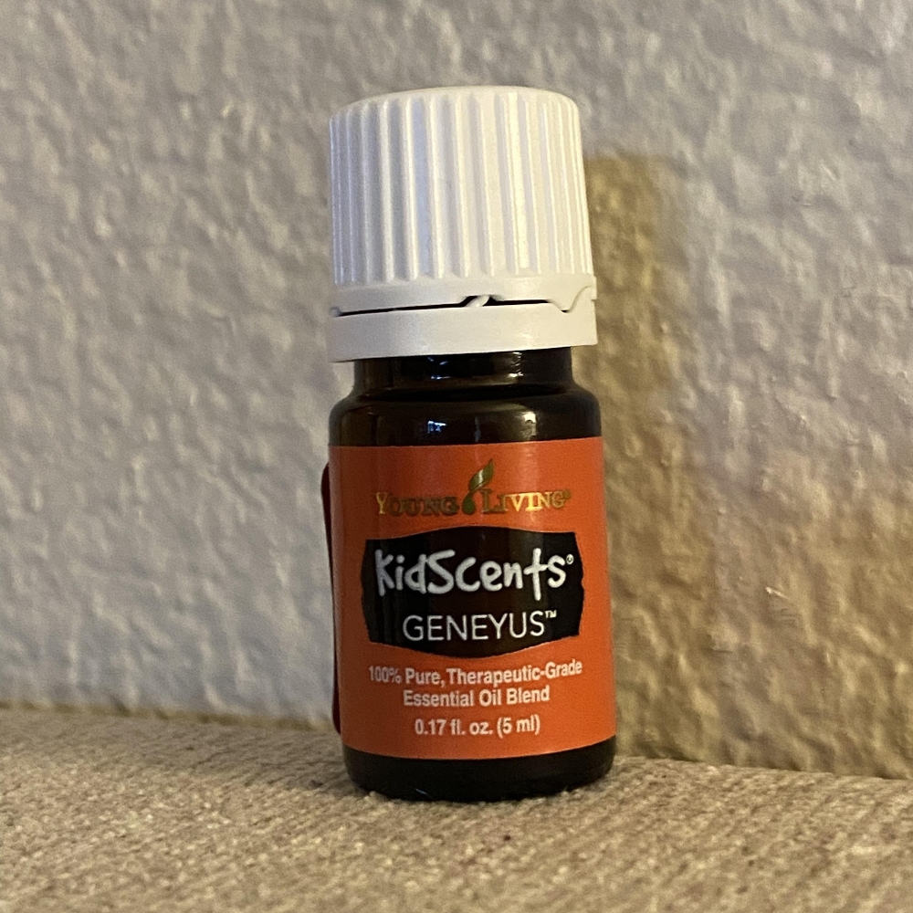 YL Kidscents Geneyus